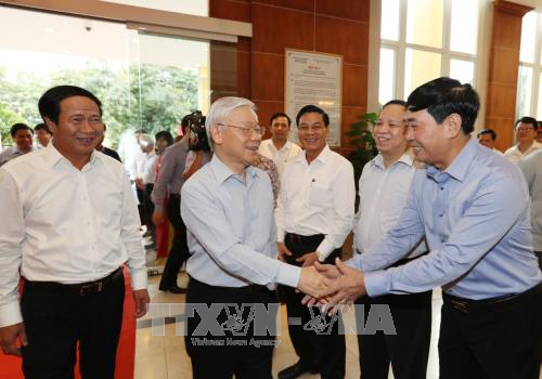 Le secrétaire général Nguyên Phu Trong travaille à Hai Phong ảnh 2 Le secrétaire général Nguyên Phu Trong travaille à Hai Phong ảnh 2