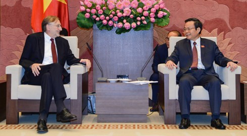 Le président de la Commission du Commerce international du Parlement européen au Vietnam ảnh 1 Le président de la Commission du Commerce international du Parlement européen au Vietnam ảnh 1