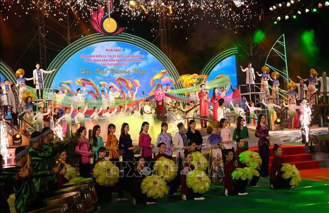 Ouverture du 3e Festival national de don ca tài tu ảnh 1