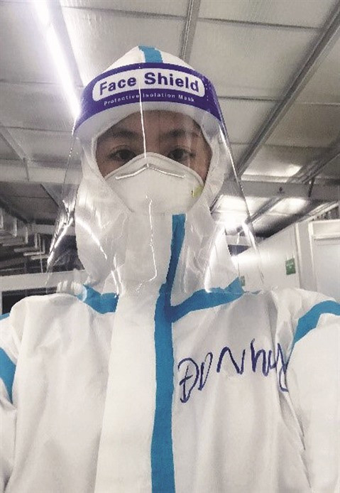 Rose d’acier dans la lutte contre le COVID-19 ảnh 2 Rose d’acier dans la lutte contre le COVID-19 ảnh 2