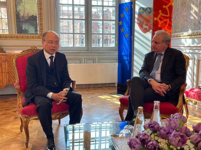 L'ambassadeur du Vietnam en France souhaite renforcer la coopération avec Toulouse ảnh 2