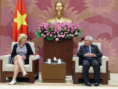 Coopération Vietnam-UNICEF dans la garantie des droits de l’enfant ảnh 1 Coopération Vietnam-UNICEF dans la garantie des droits de l’enfant ảnh 1