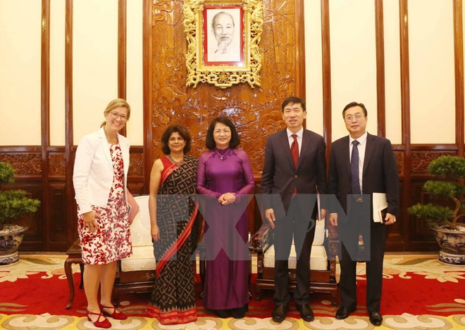 Dang Thi Ngoc Thinh reçoit l'assistant du secrétaire général de l'ONU ảnh 1 Dang Thi Ngoc Thinh reçoit l'assistant du secrétaire général de l'ONU ảnh 1
