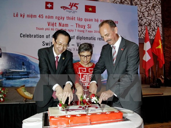 Célébration des 45 ans des relations Vietnam-Suisse à Hô Chi Minh-Ville ảnh 1 Célébration des 45 ans des relations Vietnam-Suisse à Hô Chi Minh-Ville ảnh 1