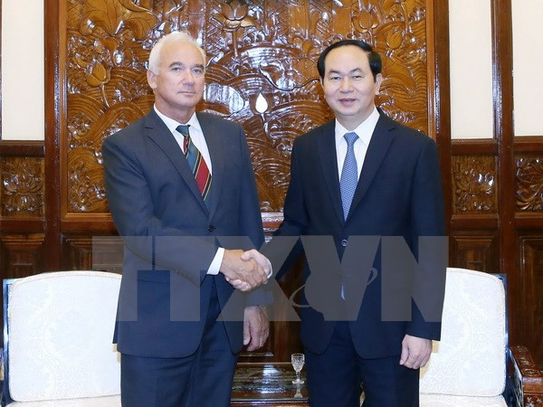 Le Vietnam tient en haute estime ses relations avec la Biélorussie ảnh 1