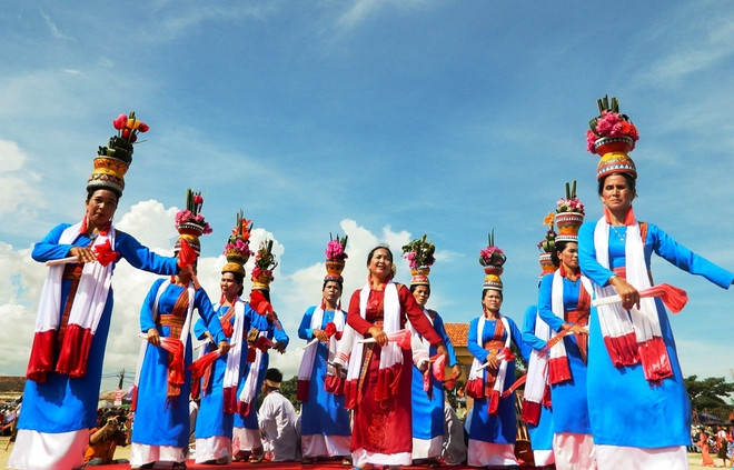 Bientôt la fête culturelle, sportive et touristique de l’ethnie Cham 2016 à An Giang ảnh 1 Bientôt la fête culturelle, sportive et touristique de l’ethnie Cham 2016 à An Giang ảnh 1