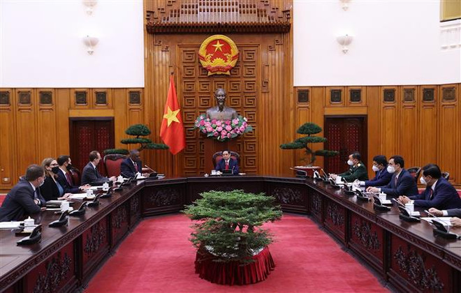 Le Premier ministre Pham Minh Chinh reçoit le secrétaire à la Défense des États-Unis ảnh 2 Le Premier ministre Pham Minh Chinh reçoit le secrétaire à la Défense des États-Unis ảnh 2