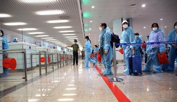 Bientôt de nouveaux guides pour les personnes entrant au Vietnam ảnh 1 Bientôt de nouveaux guides pour les personnes entrant au Vietnam ảnh 1