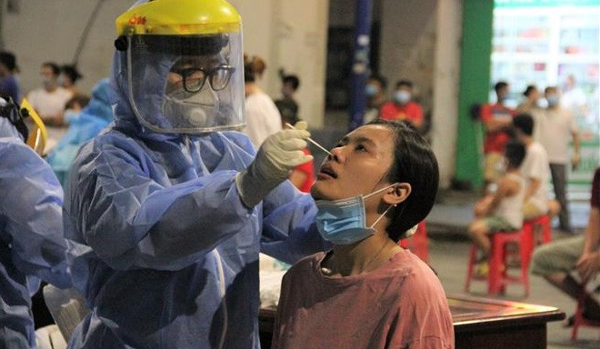 COVID-19: 400 nouveaux cas confirmés et cinq décès supplémentaires dans le bilan actualisé à midi ảnh 1 COVID-19: 400 nouveaux cas confirmés et cinq décès supplémentaires dans le bilan actualisé à midi ảnh 1