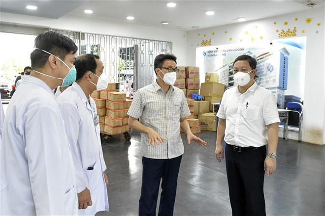 HCM-Ville se concentre sur la réception et le traitement des patients graves de COVID-19 ảnh 2 HCM-Ville se concentre sur la réception et le traitement des patients graves de COVID-19 ảnh 2