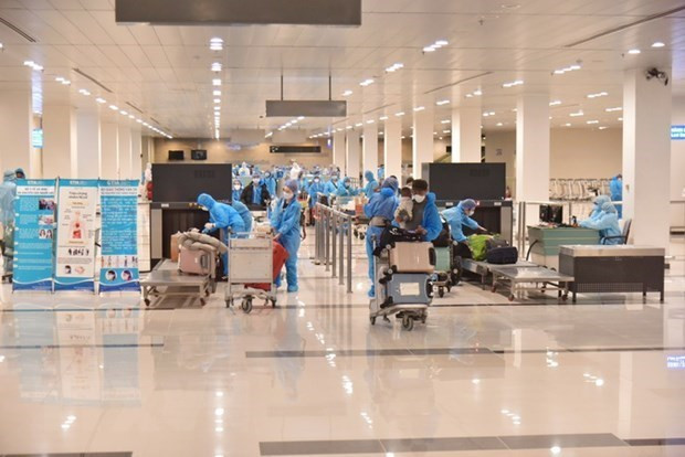 COVID-19 : trois nouveaux cas importés signalés lundi matin ảnh 1 COVID-19 : trois nouveaux cas importés signalés lundi matin ảnh 1