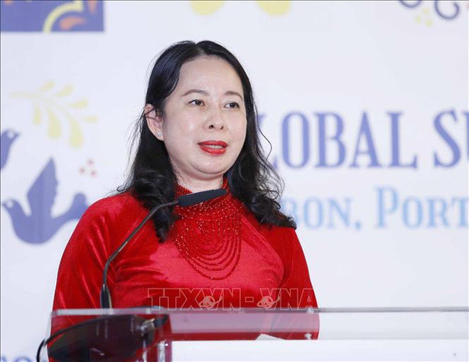 La vice-présidente assiste à l'ouverture du Sommet mondial des femmes 2021 ảnh 1 La vice-présidente assiste à l'ouverture du Sommet mondial des femmes 2021 ảnh 1