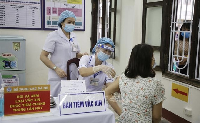 Le ministère de la Santé appelle la population à œuvrer ensemble pour contenir le COVID-19 ảnh 1 Le ministère de la Santé appelle la population à œuvrer ensemble pour contenir le COVID-19 ảnh 1