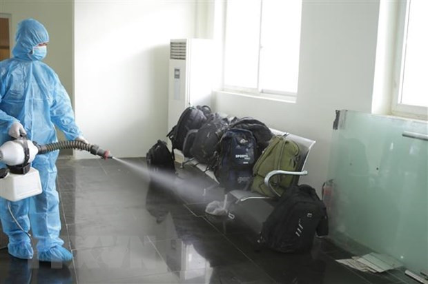 Suspension des vols en provenance des pays touchés par la nouvelle variante du virus ảnh 1 Suspension des vols en provenance des pays touchés par la nouvelle variante du virus ảnh 1