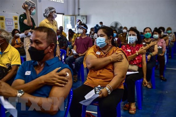 Des mesures pour freiner la propagation du COVID-19 dans certains pays d'Asie du Sud-Est ảnh 1 Des mesures pour freiner la propagation du COVID-19 dans certains pays d'Asie du Sud-Est ảnh 1