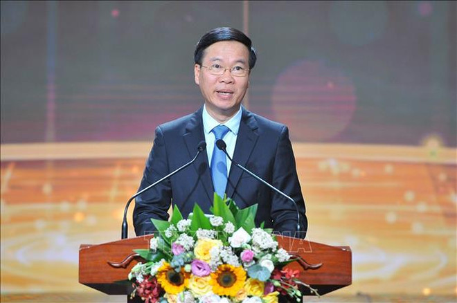 Dix jeunes personnalités exemplaires du Vietnam de 2020 à l’honneur ảnh 2