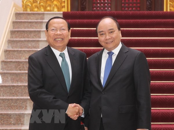 Le PM Nguyen Xuan Phuc recoit le ministre cambodgien du Plan ảnh 1 Le PM Nguyen Xuan Phuc recoit le ministre cambodgien du Plan ảnh 1