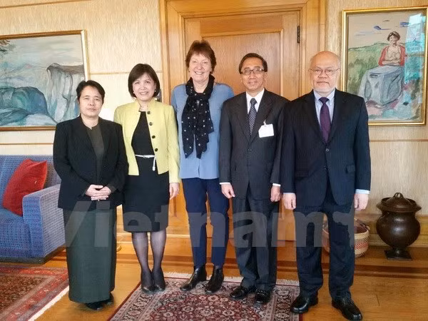 Renforcement de la coopération entre l’ASEAN et la Norvège ảnh 1