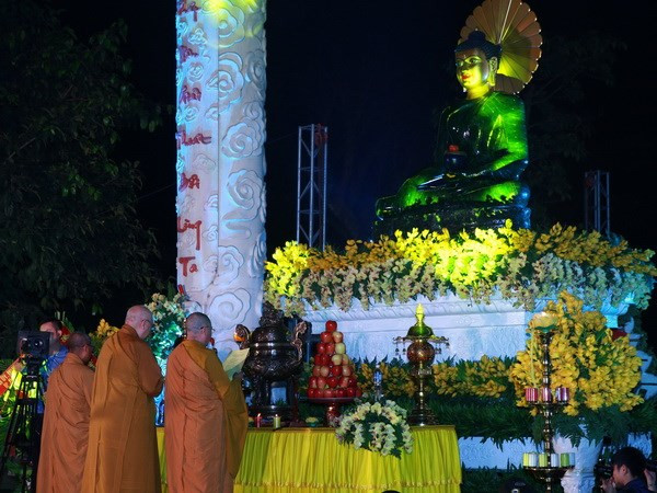 Hai Phong accueille la statue du Bouddha de Jade pour la paix universelle ảnh 1 Hai Phong accueille la statue du Bouddha de Jade pour la paix universelle ảnh 1