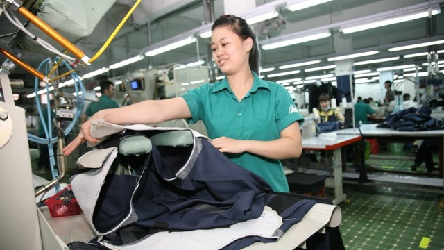 Textile-habillement : plus de 63 milliards de dôngs pour la formation de la main-d'oeuvre ảnh 1 Textile-habillement : plus de 63 milliards de dôngs pour la formation de la main-d'oeuvre ảnh 1