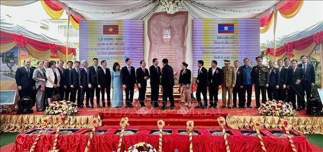 Lancement du projet de restauration de la zone des vestiges du Président Ho Chi Minh à Savannakhet ảnh 1 Lancement du projet de restauration de la zone des vestiges du Président Ho Chi Minh à Savannakhet ảnh 1