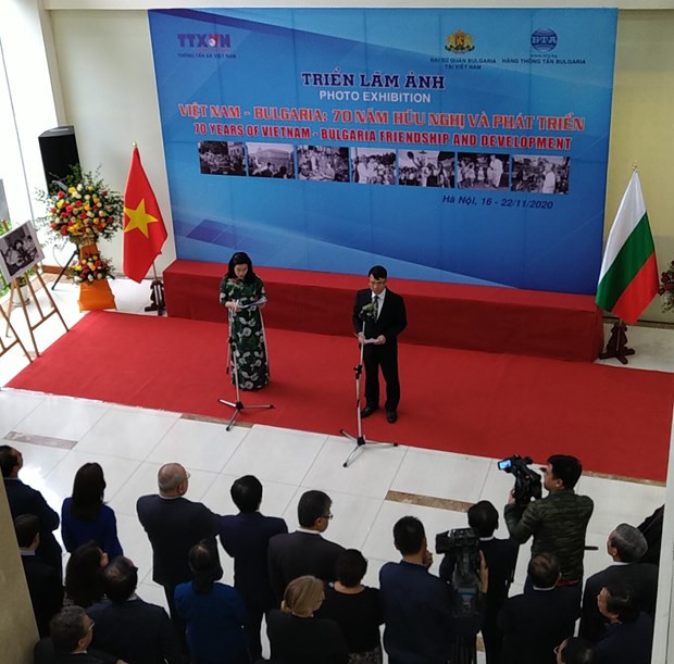 Amitié Vietnam-Bulgarie à travers les clichés des deux agences de presse ảnh 3 Amitié Vietnam-Bulgarie à travers les clichés des deux agences de presse ảnh 3