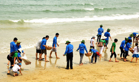 Meeting en l'honneur de la Journée mondiale de l'océan à Da Nang ảnh 1 Meeting en l'honneur de la Journée mondiale de l'océan à Da Nang ảnh 1