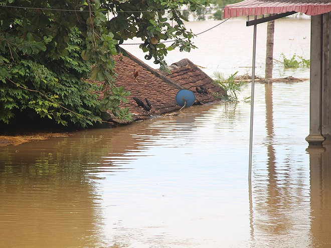 Catastrophes naturelles : de lourds dégâts dans les provinces montagneuses du Nord et du Centre ảnh 1