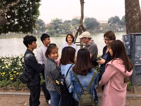 Forte demande de guides touristiques en langues "rares" ảnh 2