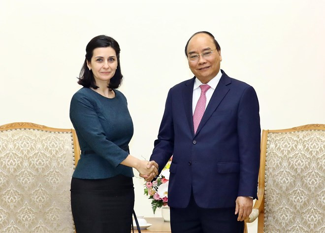 Le Premier ministre reçoit les ambassadrices bulgare et uruguayenne ảnh 1 Le Premier ministre reçoit les ambassadrices bulgare et uruguayenne ảnh 1