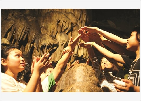 Se rendre à la fête de la pagode des Parfums au printemps ảnh 3