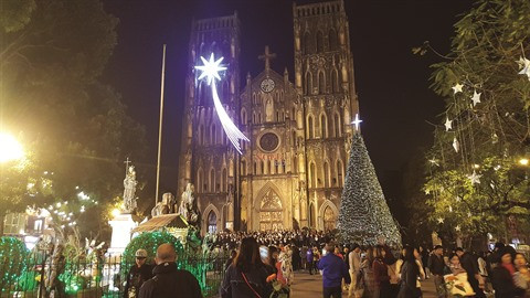 La magie de Noël s’empare de la capitale vietnamienne ảnh 1 La magie de Noël s’empare de la capitale vietnamienne ảnh 1