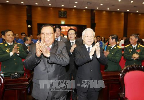 Le président laotien exalte la solidarité spéciale Vietnam-Laos ảnh 1 Le président laotien exalte la solidarité spéciale Vietnam-Laos ảnh 1