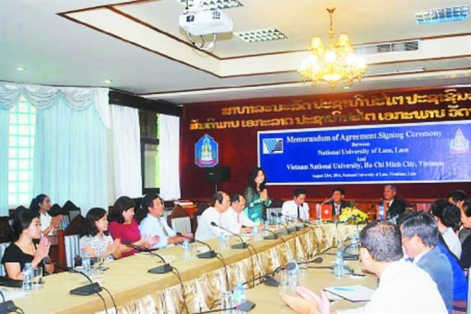 Colloque Vietnam-Laos sur la protection des valeurs culturelles traditionnelles ảnh 1 Colloque Vietnam-Laos sur la protection des valeurs culturelles traditionnelles ảnh 1