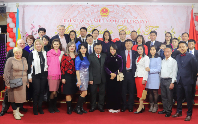 Le Têt du Rat 2020 célébré dans plusieurs pays ảnh 2 Le Têt du Rat 2020 célébré dans plusieurs pays ảnh 2