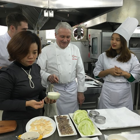 Promouvoir la formation du personnel dans le tourisme et l’hôtellerie ảnh 1 Promouvoir la formation du personnel dans le tourisme et l’hôtellerie ảnh 1