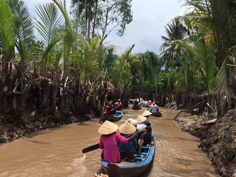 Les circuits fluviaux séduisent les touristes pendant les fêtes ảnh 3