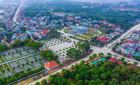 Les touristes à l’assaut des vestiges de la bataille de Diên Biên Phu ảnh 1 Les touristes à l’assaut des vestiges de la bataille de Diên Biên Phu ảnh 1