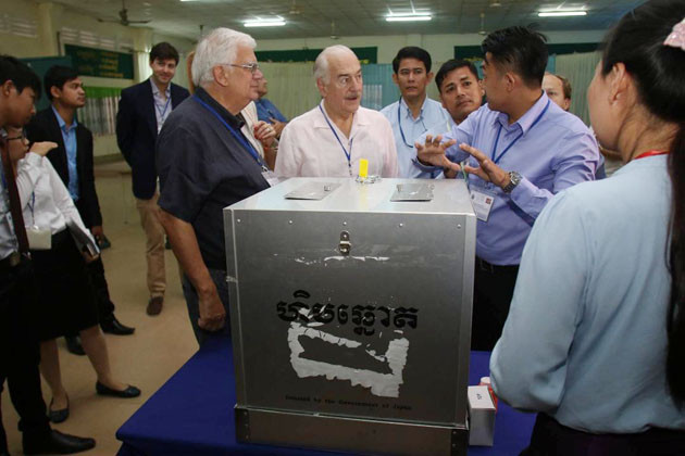 Cambodge : le Premier ministre revendique la victoire du PPC aux communales ảnh 2 Cambodge : le Premier ministre revendique la victoire du PPC aux communales ảnh 2