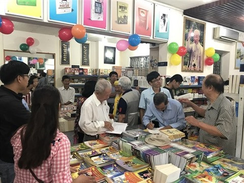 Semaine du livre russe à Hô Chi Minh-Ville ảnh 1 Semaine du livre russe à Hô Chi Minh-Ville ảnh 1