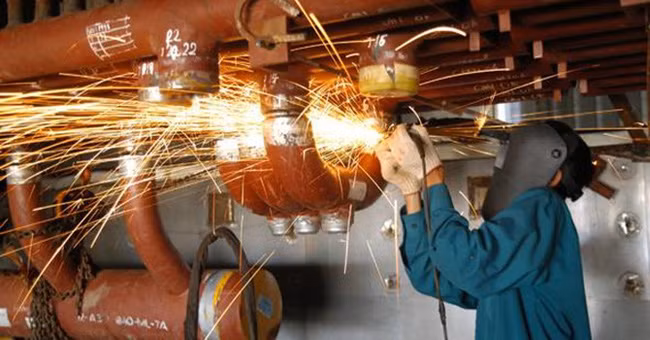 Octobre : l’indice PMI atteint 51,6 points ảnh 1 Octobre : l’indice PMI atteint 51,6 points ảnh 1