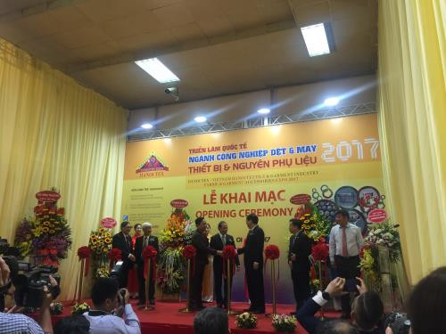 HANOI TEX 2017 permet aux entreprises d’acquérir de nouvelles technologies ảnh 1 HANOI TEX 2017 permet aux entreprises d’acquérir de nouvelles technologies ảnh 1