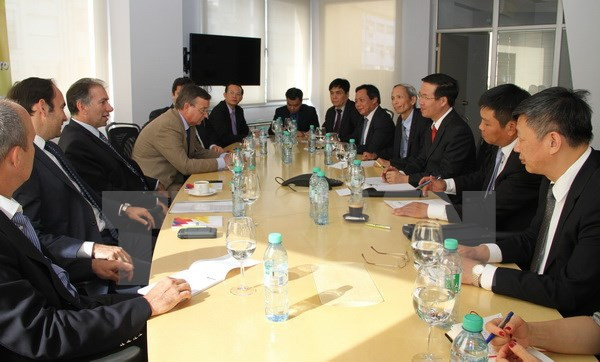 Une délégation du Parti communiste du Vietnam en visite de travail en Argentine ảnh 1 Une délégation du Parti communiste du Vietnam en visite de travail en Argentine ảnh 1