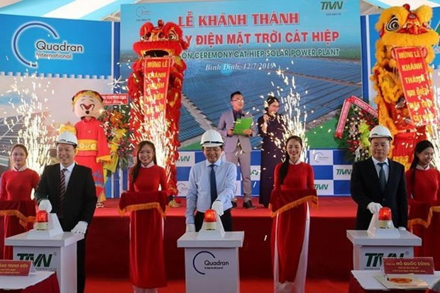La première centrale solaire à Binh Dinh inaugurée ảnh 1