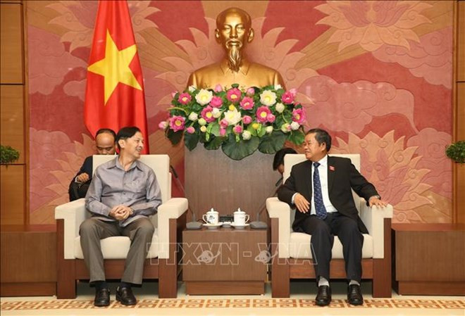 Un vice-président de l’AN reçoit une délégation de l'Institut d'études législatives de l’AN du Laos ảnh 1 Un vice-président de l’AN reçoit une délégation de l'Institut d'études législatives de l’AN du Laos ảnh 1