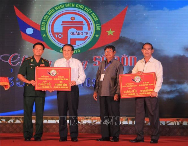 Echange d’amitié frontalière Vietnam - Laos à Quang Tri ảnh 3 Echange d’amitié frontalière Vietnam - Laos à Quang Tri ảnh 3