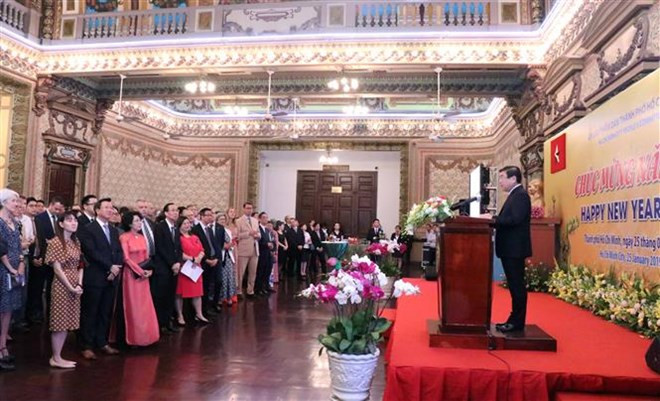 Têt : rencontres avec les organes de représentation étrangères à HCM-Ville et Da Nang ảnh 1 Têt : rencontres avec les organes de représentation étrangères à HCM-Ville et Da Nang ảnh 1