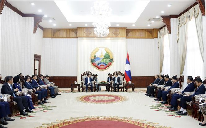 Le Premier ministre lao reçoit une délégation de Hanoï ảnh 1 Le Premier ministre lao reçoit une délégation de Hanoï ảnh 1