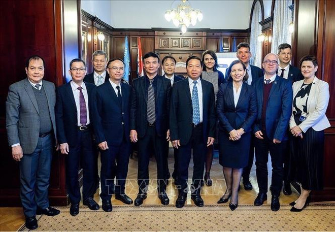 Promotion de la coopération entre les Audits d'État du Vietnam et de la Hongrie ảnh 1 Promotion de la coopération entre les Audits d'État du Vietnam et de la Hongrie ảnh 1