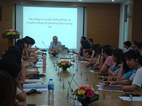 Conférence sur la communication multimédia interactive à Hanoï ảnh 1